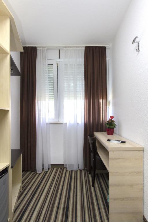 Parkcity Rooms Σίμπενικ Εξωτερικό φωτογραφία